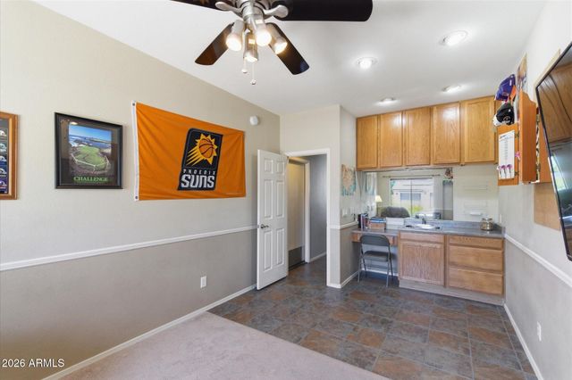 8629 W SALTER Drive, Peoria, AZ 85382