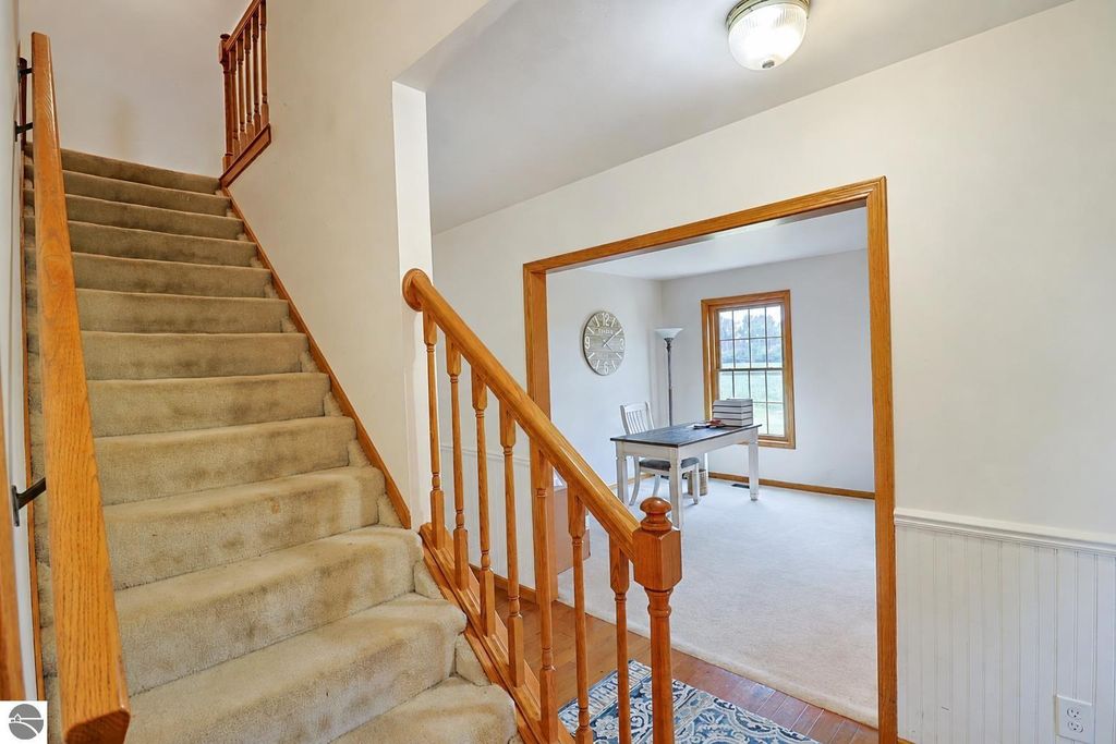 Image 12 of property listing at 798 S Whiteville Road, Mt Pleasant, MI 48858