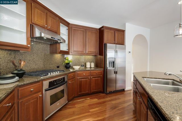 2359 Magnolia Bridge Dr, San Ramon, CA 94582