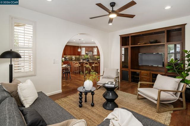 2359 Magnolia Bridge Dr, San Ramon, CA 94582