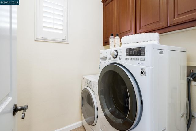 2359 Magnolia Bridge Dr, San Ramon, CA 94582