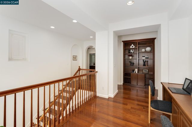 2359 Magnolia Bridge Dr, San Ramon, CA 94582