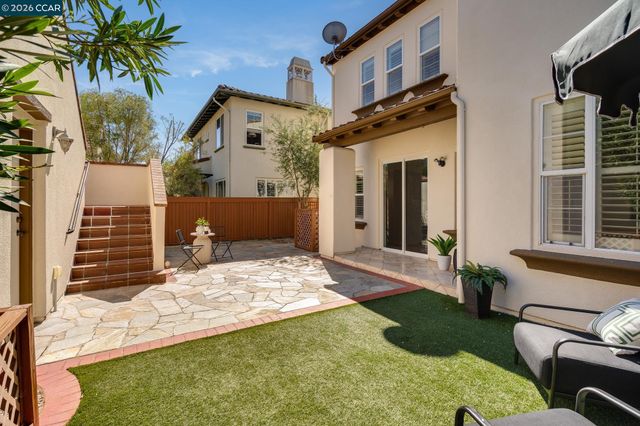 2359 Magnolia Bridge Dr, San Ramon, CA 94582