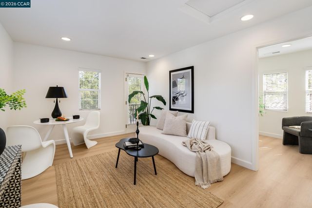 2359 Magnolia Bridge Dr, San Ramon, CA 94582