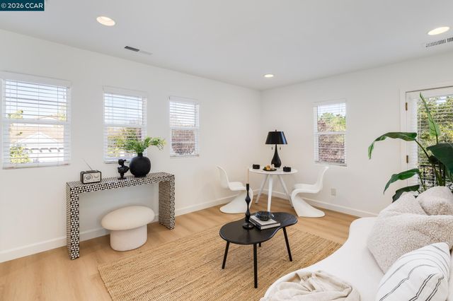 2359 Magnolia Bridge Dr, San Ramon, CA 94582