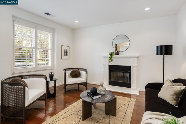 2359 Magnolia Bridge Dr, San Ramon, CA 94582