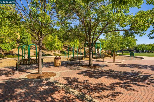 2359 Magnolia Bridge Dr, San Ramon, CA 94582