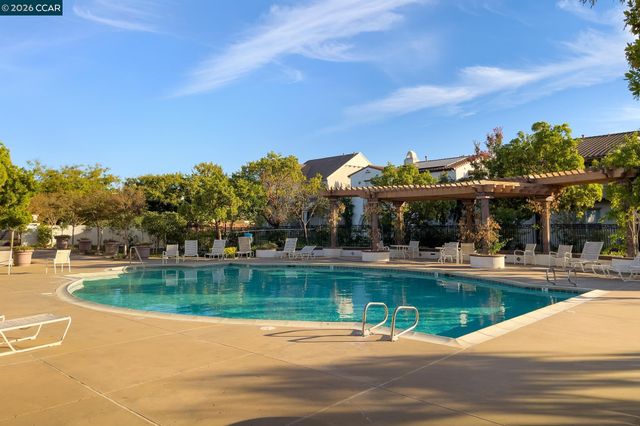 2359 Magnolia Bridge Dr, San Ramon, CA 94582