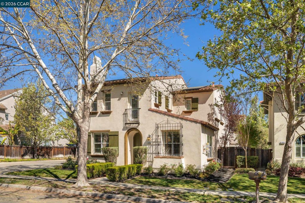 2359 Magnolia Bridge Dr, San Ramon, CA 94582