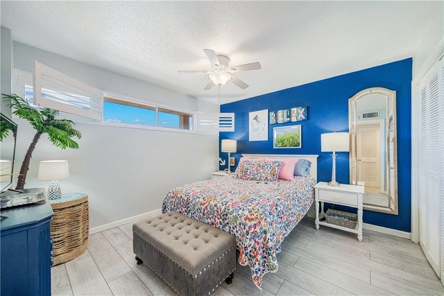 4000 Surfside Blvd 402, Corpus Christi, TX 78402