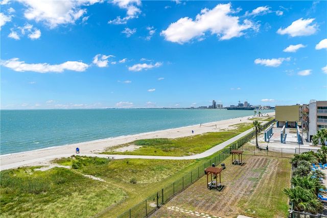 4000 Surfside Blvd 402, Corpus Christi, TX 78402