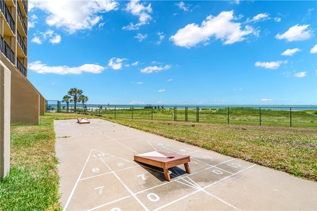 4000 Surfside Blvd 402, Corpus Christi, TX 78402