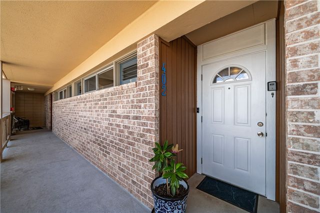 4000 Surfside Blvd 402, Corpus Christi, TX 78402