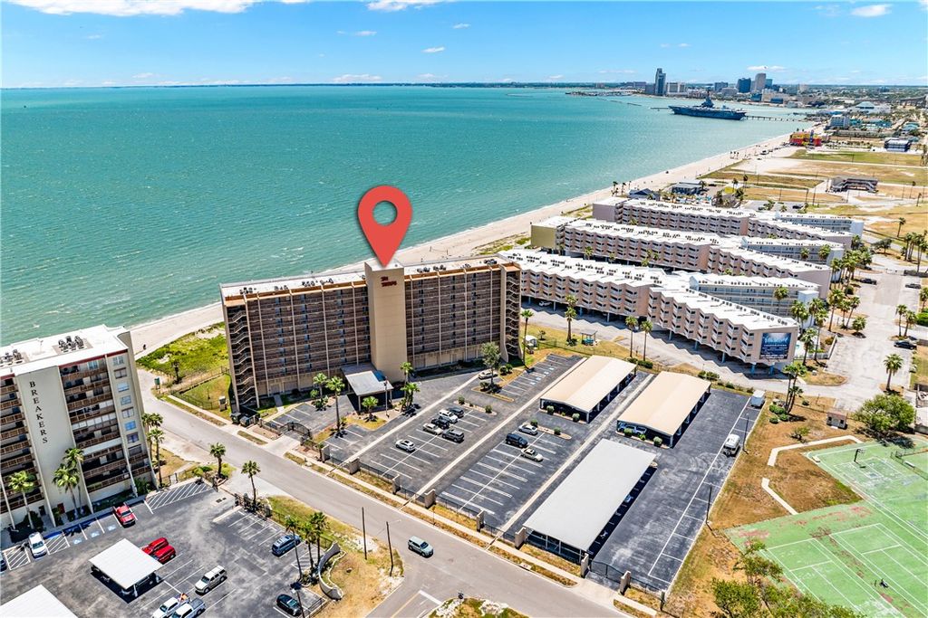 4000 Surfside Blvd 402, Corpus Christi, TX 78402