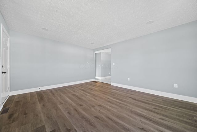 1885 Case Road, Columbus, OH 43224