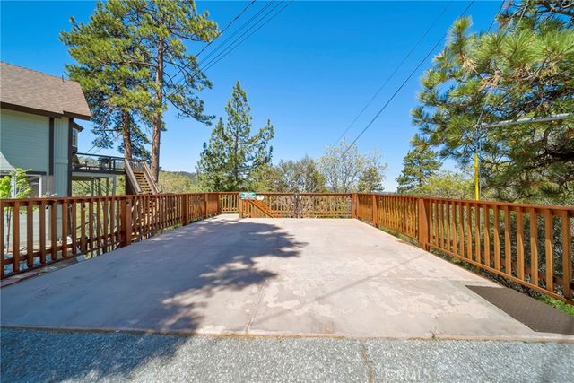 43564 Yosemite, Big Bear Lake, CA 92315