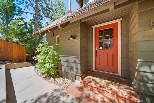 43564 Yosemite, Big Bear Lake, CA 92315