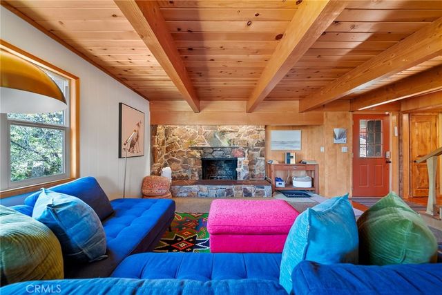 43564 Yosemite, Big Bear Lake, CA 92315