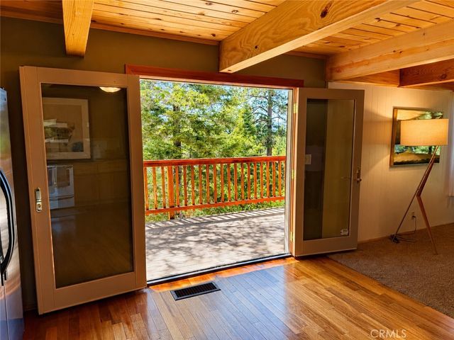 43564 Yosemite, Big Bear Lake, CA 92315