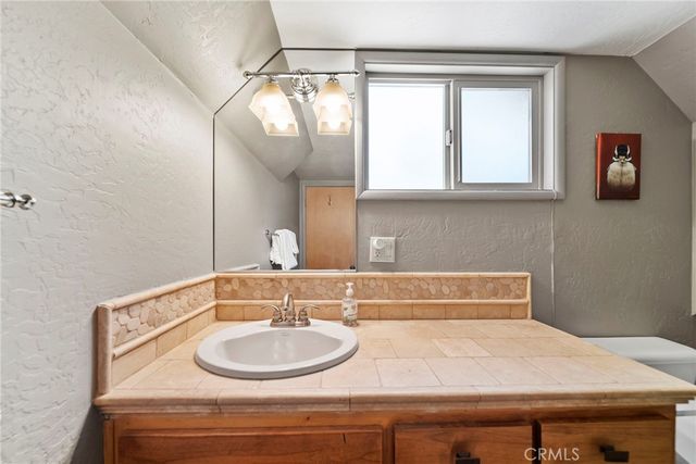 43564 Yosemite, Big Bear Lake, CA 92315