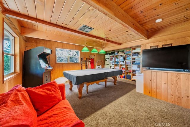43564 Yosemite, Big Bear Lake, CA 92315