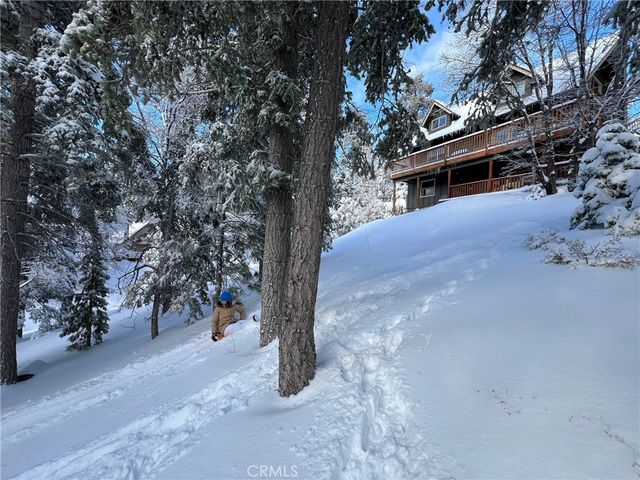 43564 Yosemite, Big Bear Lake, CA 92315