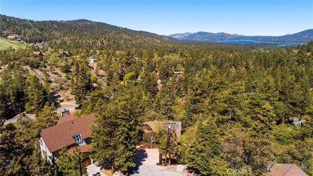 43564 Yosemite, Big Bear Lake, CA 92315