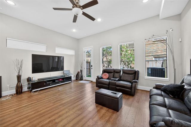4744 Aftonshire Drive, Houston, TX 77027