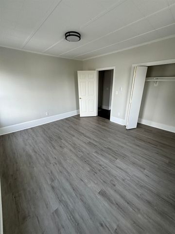 615 Clay Street, Manchester, NH 03103