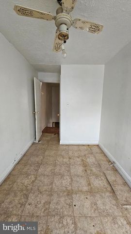 3229 WESTMONT AVE, Baltimore, MD 21216