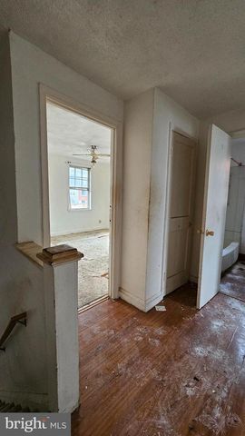 3229 WESTMONT AVE, Baltimore, MD 21216