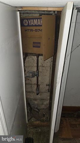 3229 WESTMONT AVE, Baltimore, MD 21216