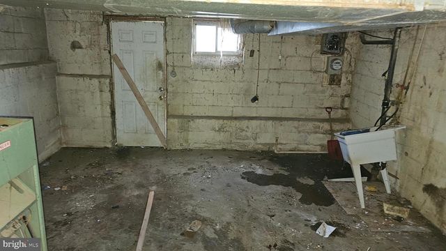 3229 WESTMONT AVE, Baltimore, MD 21216