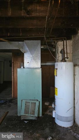 3229 WESTMONT AVE, Baltimore, MD 21216