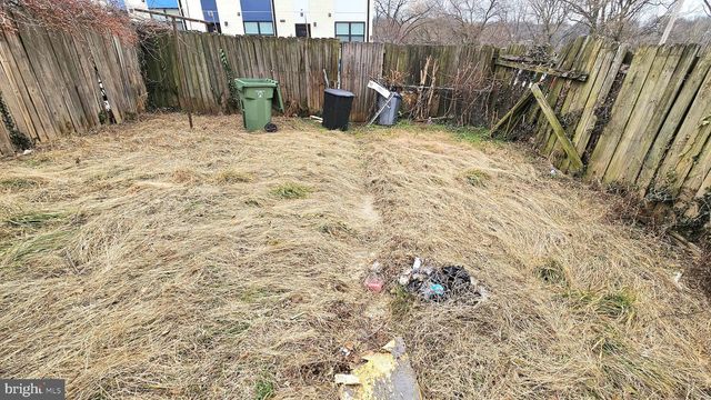 3229 WESTMONT AVE, Baltimore, MD 21216