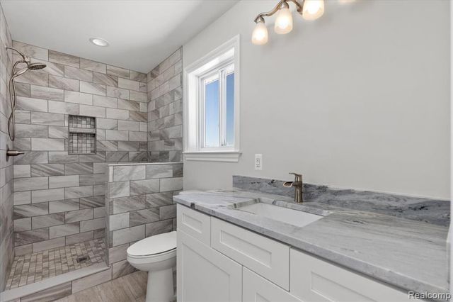 15175 Worden Rd., Holly, MI 48442