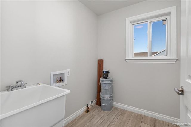 15175 Worden Rd., Holly, MI 48442