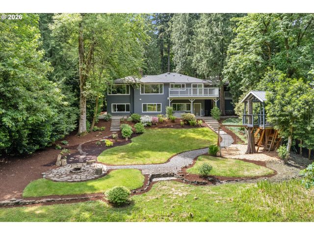 4073 Se ALDERCREST Rd, Milwaukie, OR 97222