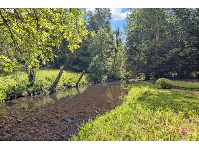4073 Se ALDERCREST Rd, Milwaukie, OR 97222