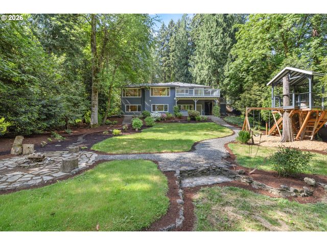 4073 Se ALDERCREST Rd, Milwaukie, OR 97222