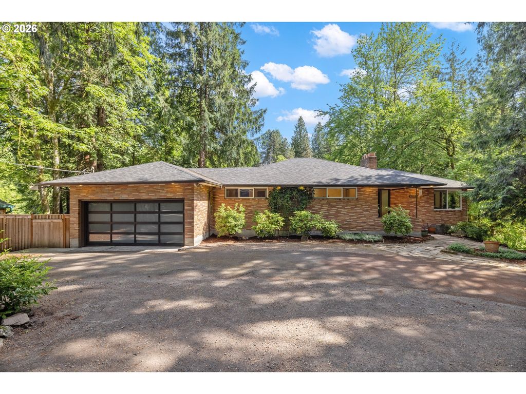 4073 Se ALDERCREST Rd, Milwaukie, OR 97222