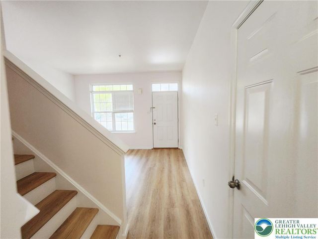 937 King Way, Upper Macungie Twp, PA 18031