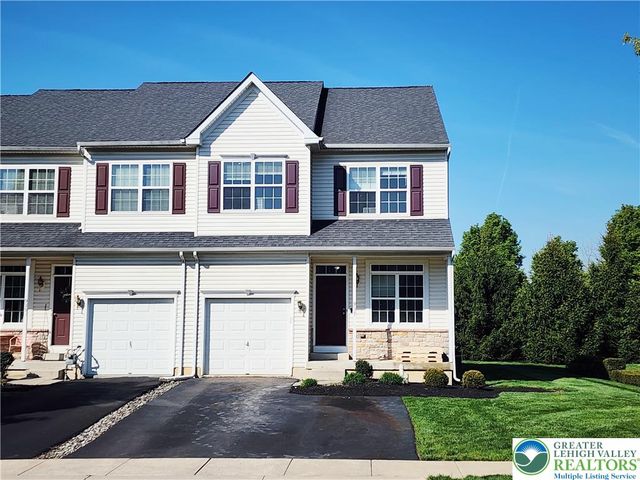 937 King Way, Upper Macungie Twp, PA 18031