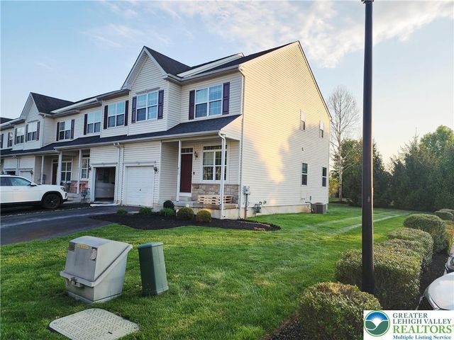 937 King Way, Upper Macungie Twp, PA 18031