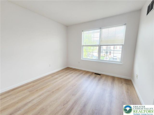 937 King Way, Upper Macungie Twp, PA 18031