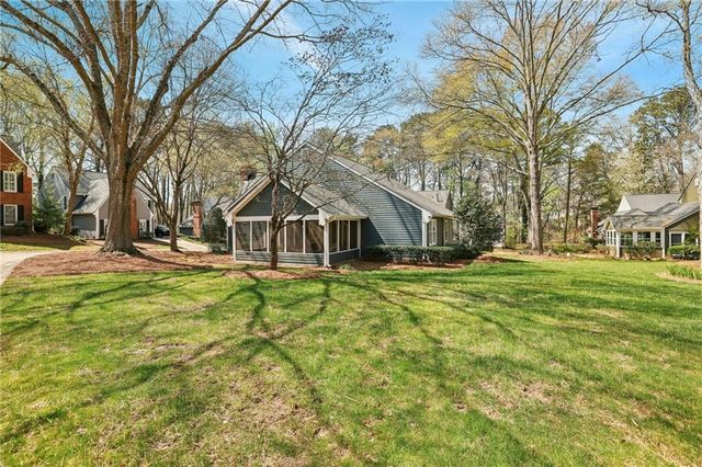 615 Roswell Green Lane, Roswell, GA 30075