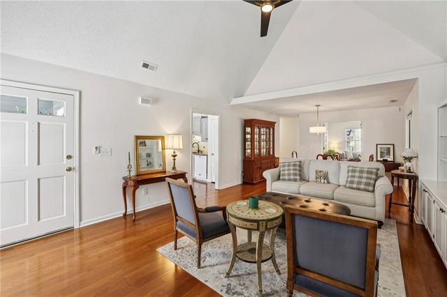 615 Roswell Green Lane, Roswell, GA 30075