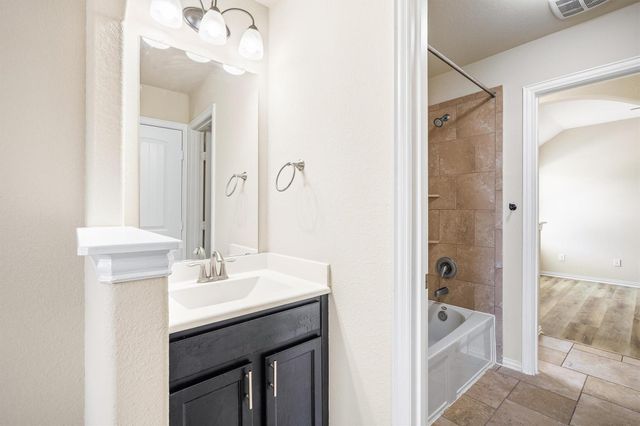 14618 N Carolina Green Drive N, Cypress, TX 77433