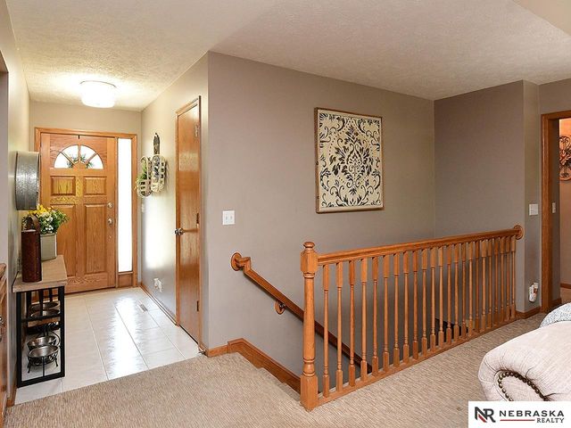 21890 Plum Creek Drive, Gretna, NE 68028