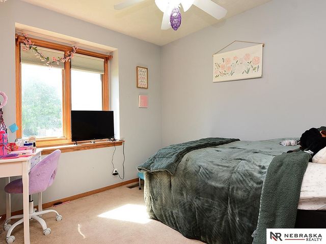 21890 Plum Creek Drive, Gretna, NE 68028